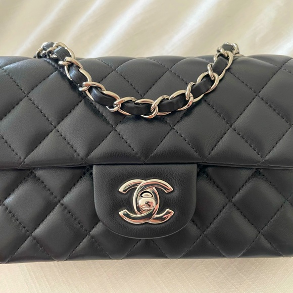 ❌SOLD❌ Authentic Chanel Rectangular Mini Flap - Picture 4 of 17